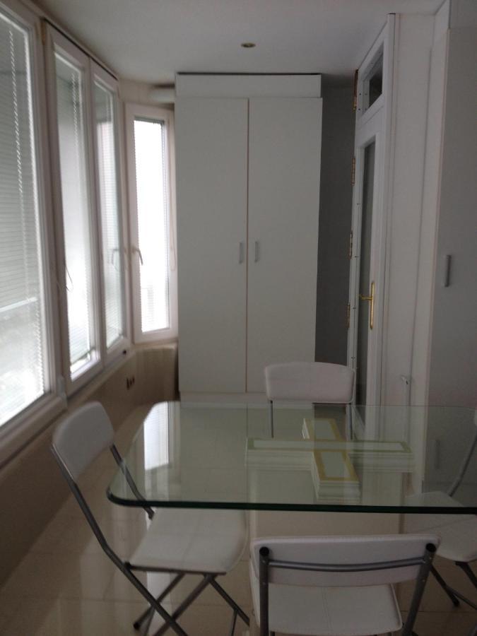 1 Linea Playa San Juan Lägenhet Alicante Exteriör bild